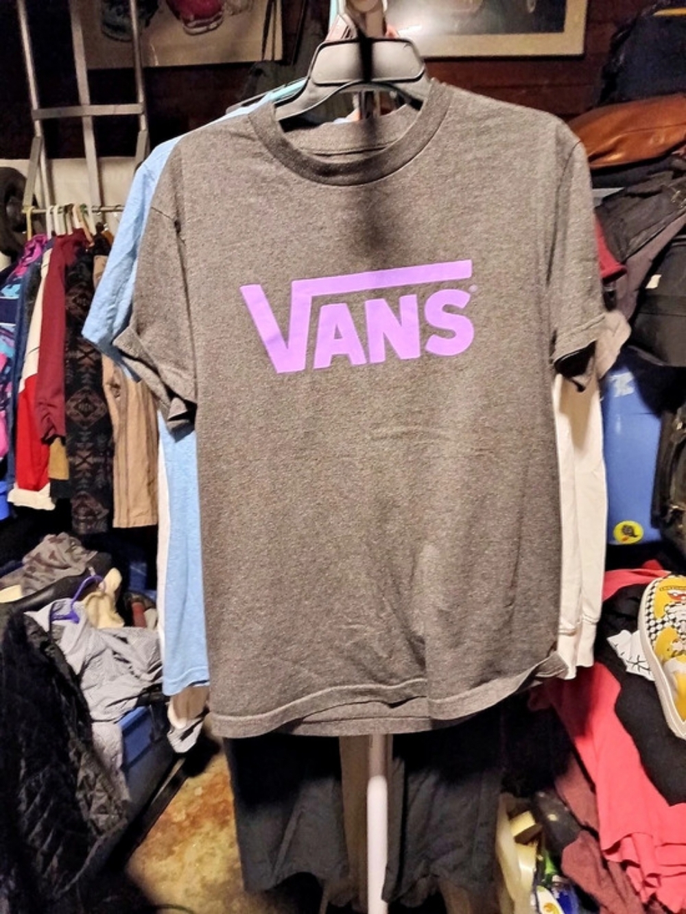 Vans Short Sleeve Logo Tee in Gray & Pink